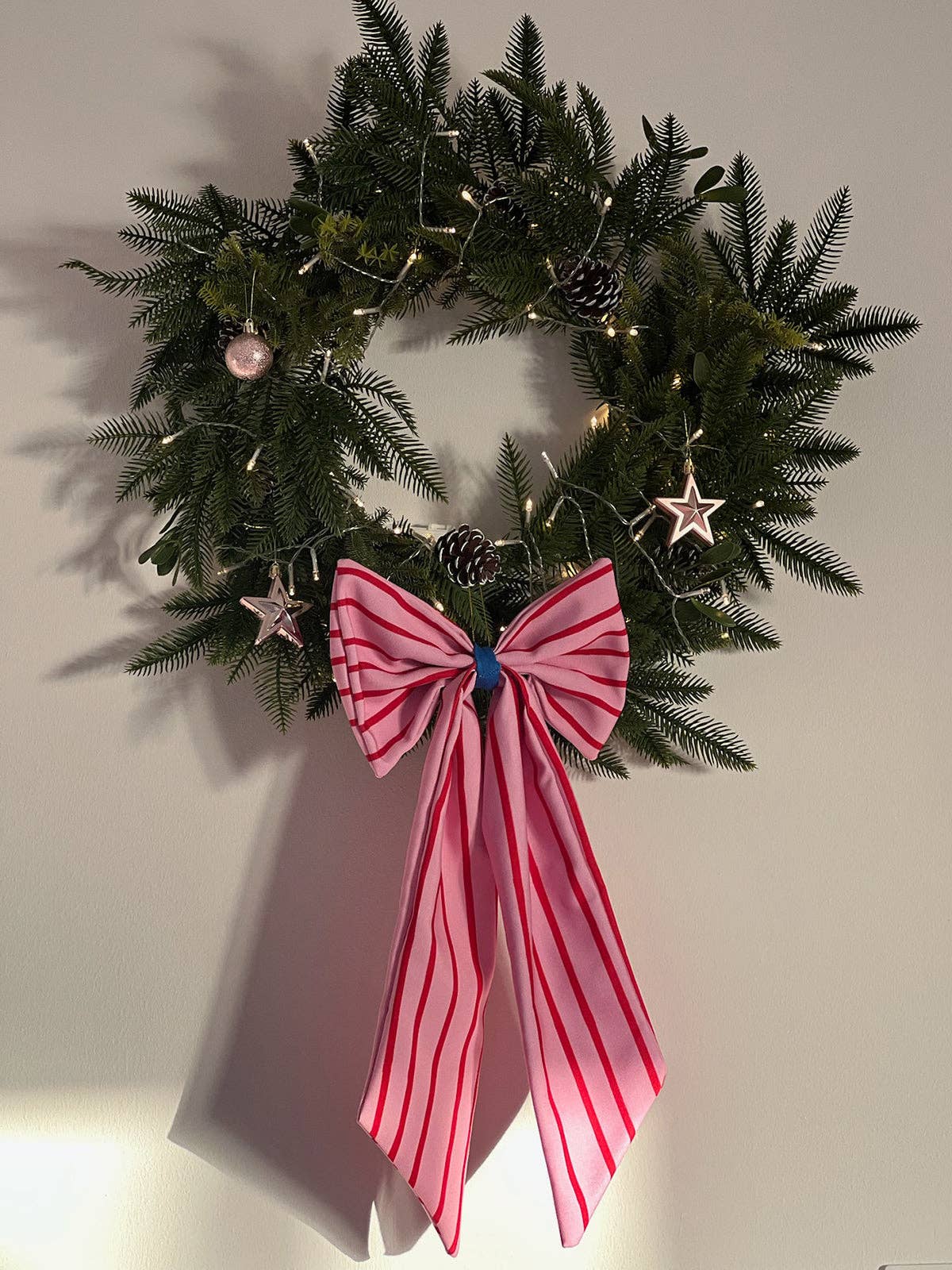 Weihnachtsschmuck Schleife rosé/rot schmal gestreift