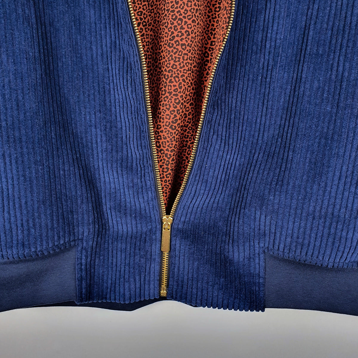 Studio du. Bomberjacke Breitcord 'dunkelblau/rost Leo'