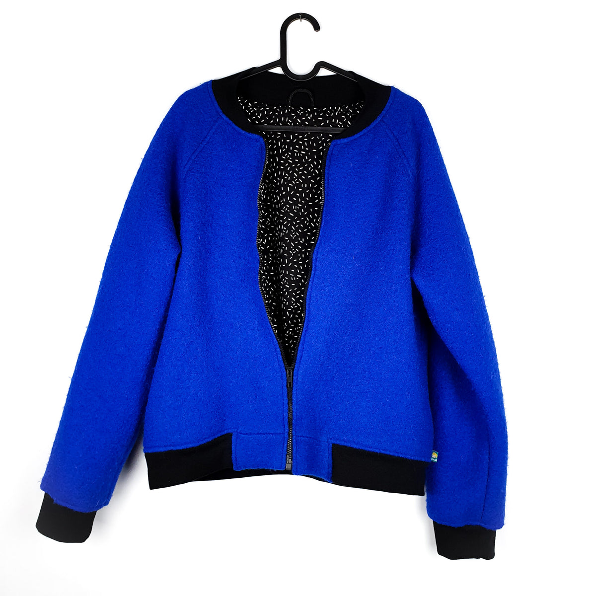 Studio du. Bomberjacke Wollwalk knallblau/schwarz mit Stippchen