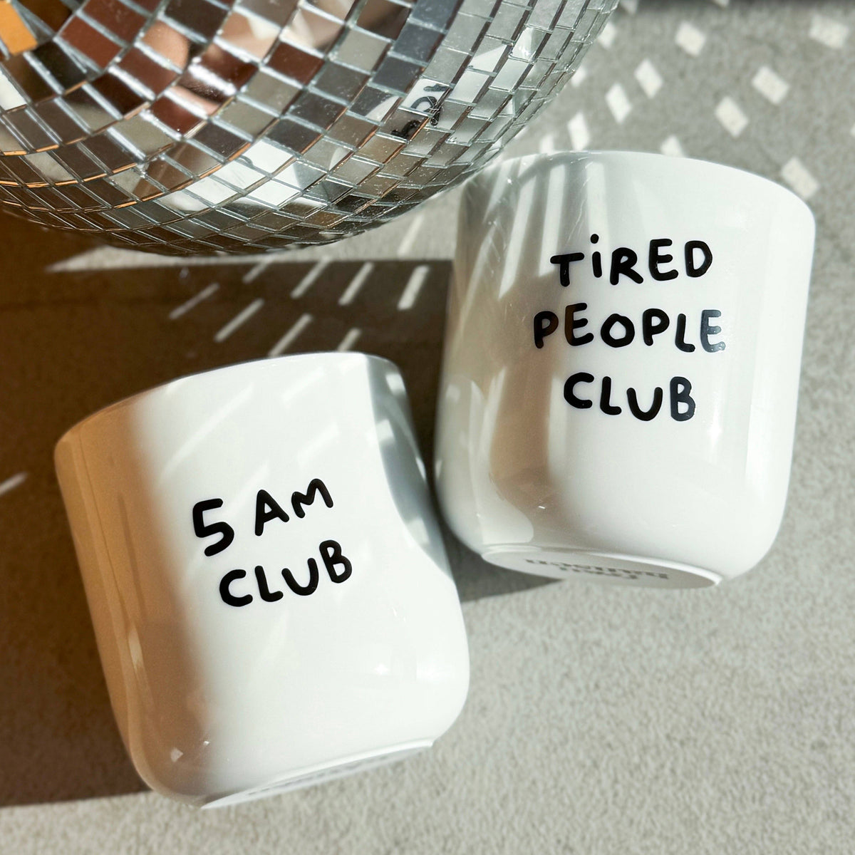 Frau Hansen - Becher Tired People Club