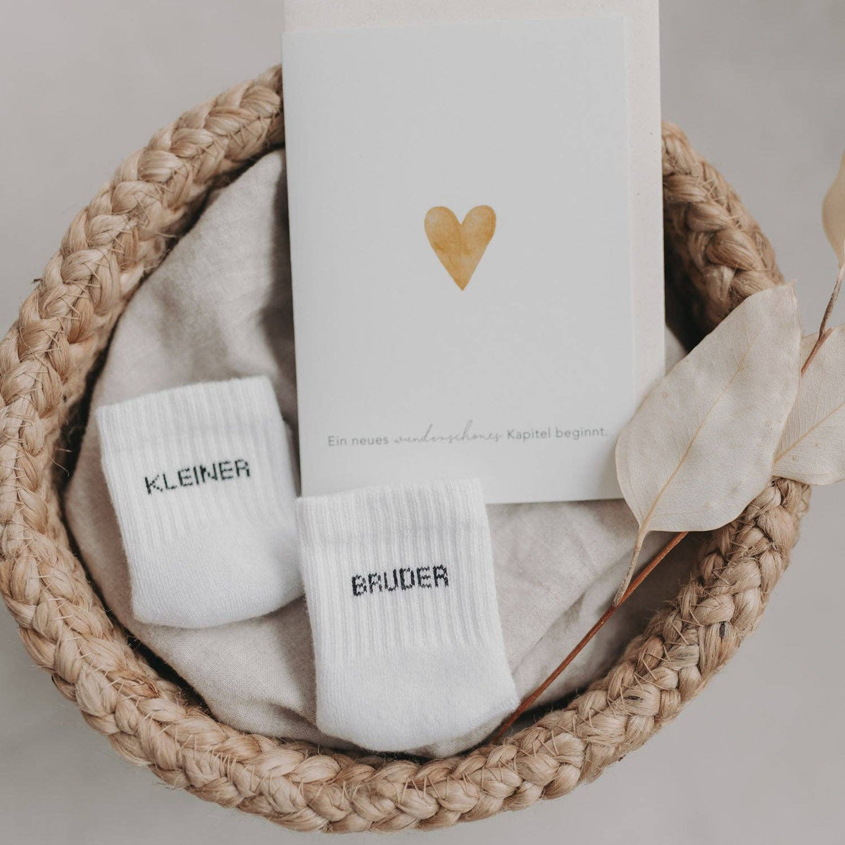Eulenschnitt - Babysocken "Kleiner Bruder"