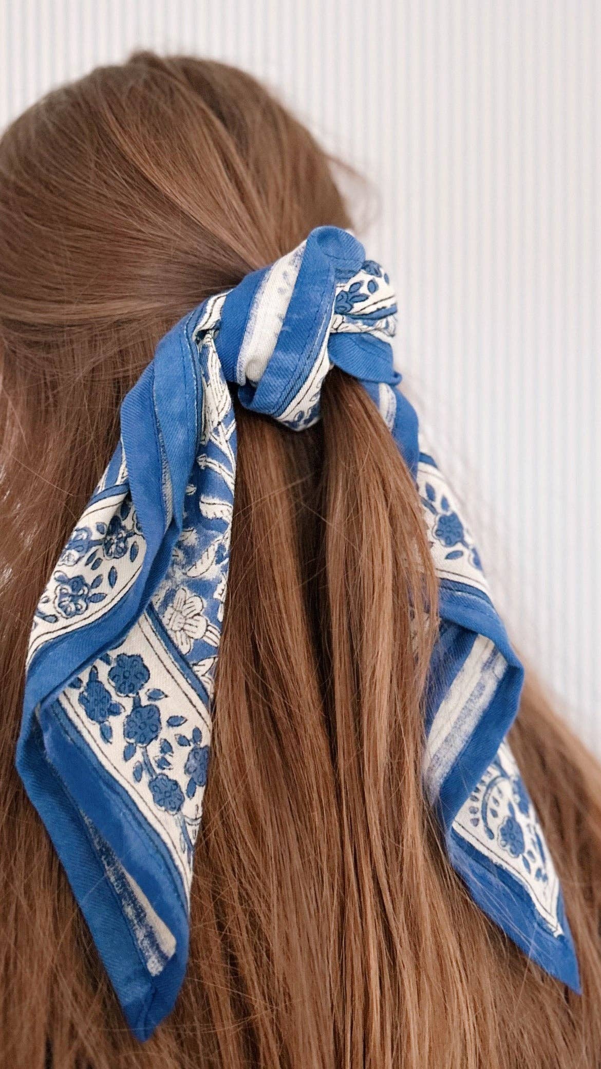 SO FAMILY - kleines Tuch "santorin blau"