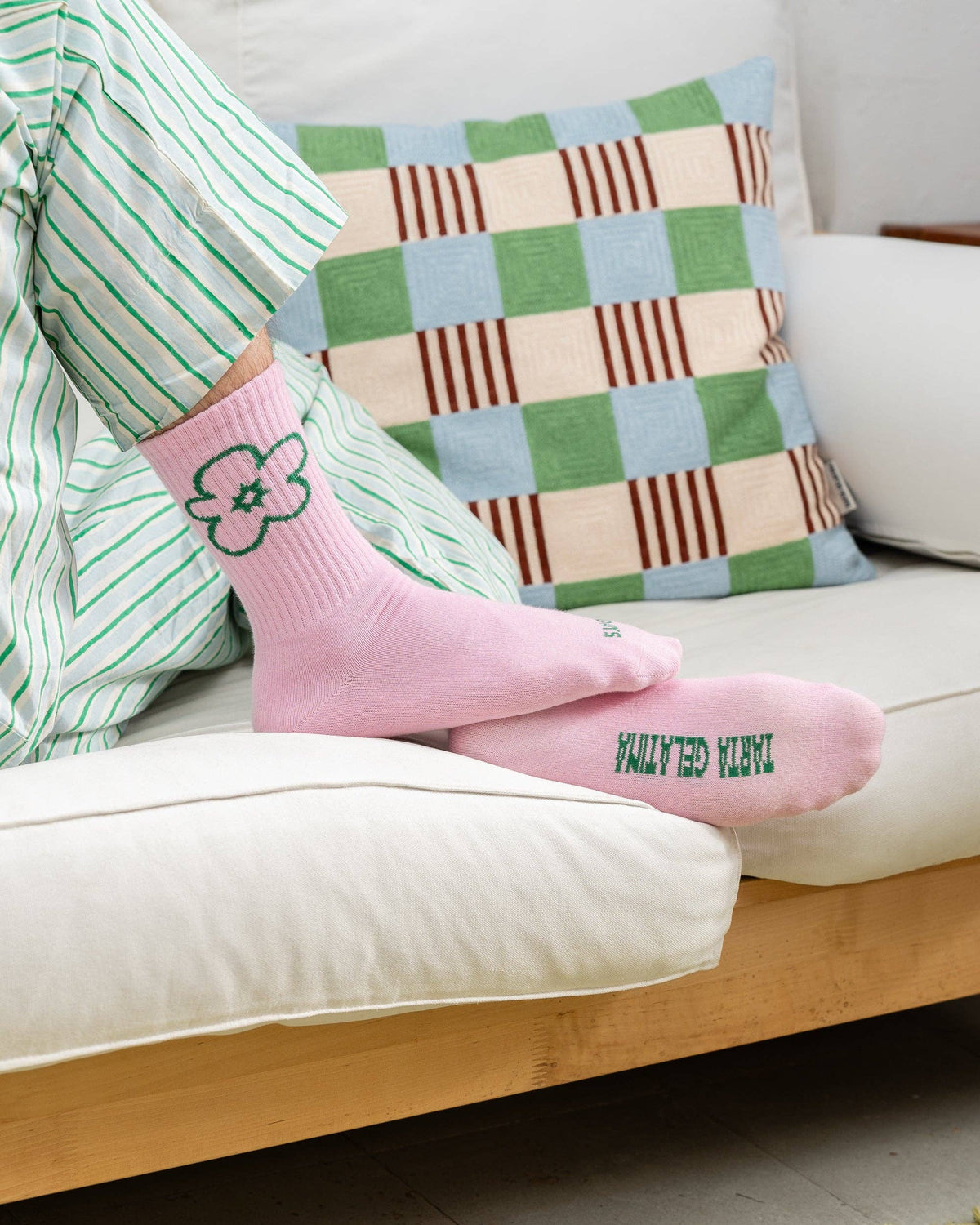 Tarta Gelatina "Slow Days" Socken rosa grün