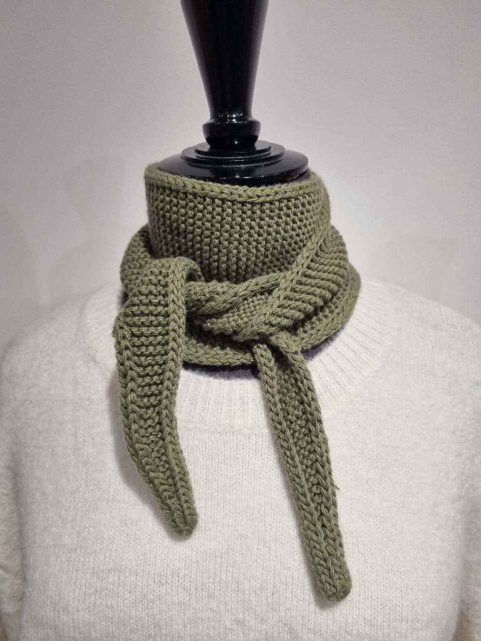 Kleiner Schal von Calie Paris