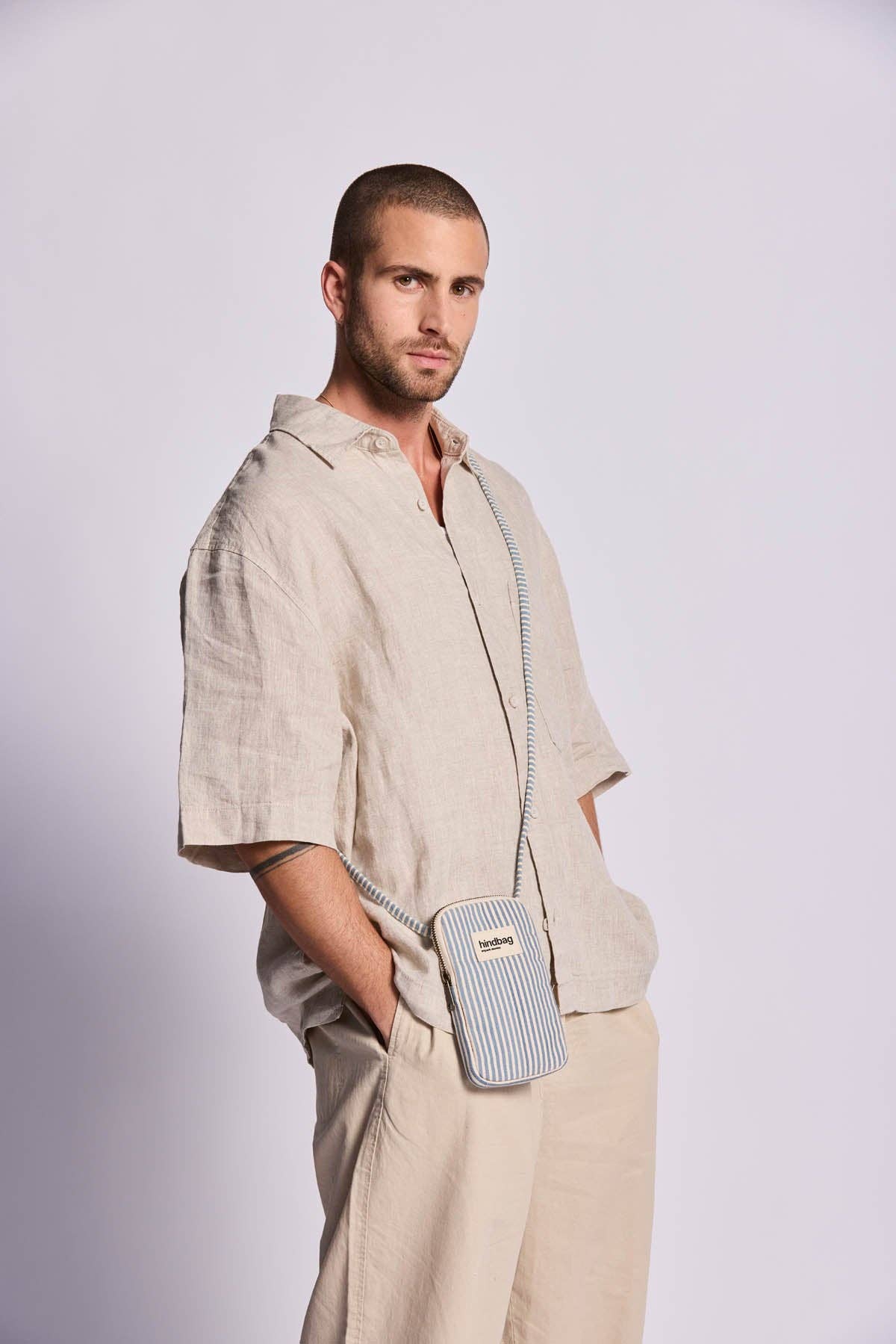 Hindbag Handyhülle "Bill" Blaue Streifen