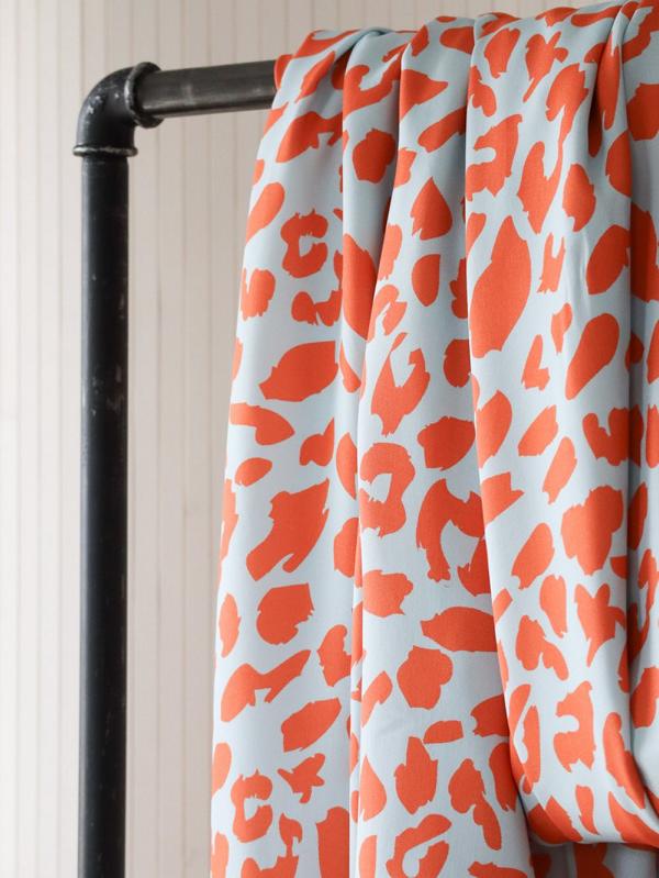 Studio du. Viskoserock 'Urban Leo hellblau orange' Midi