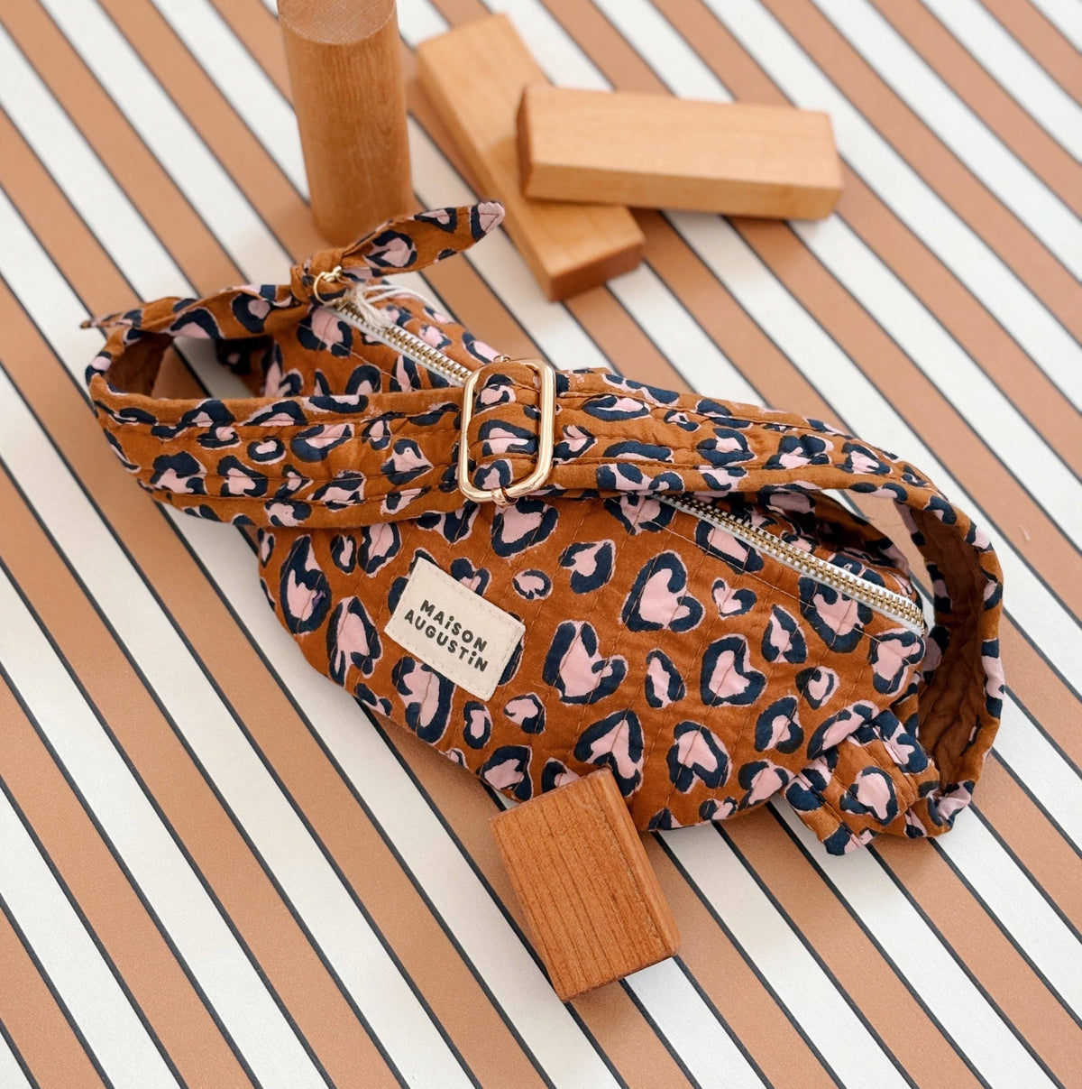 Maison Augustin Kinder Bauchtasche Leo Camel