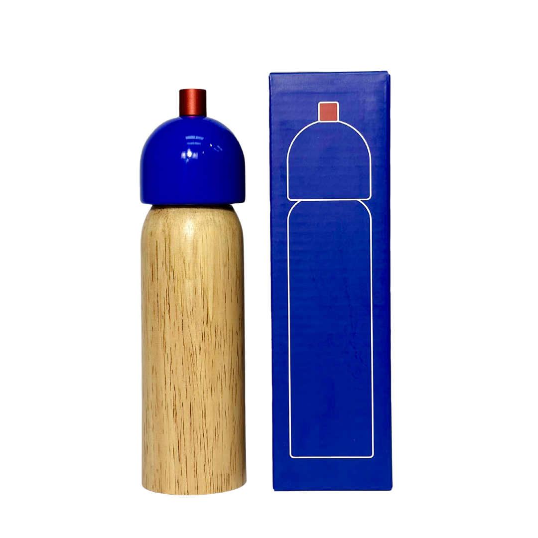 MÆGEN Salz / Pfeffermühle, Marineblau und Rot