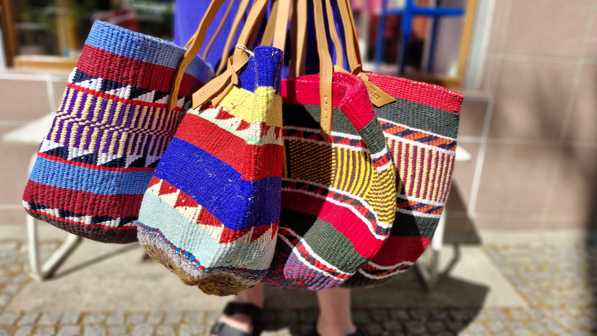 The Basket Room 'Nifty Knit' Tragetasche -unterschiedliche Farben-