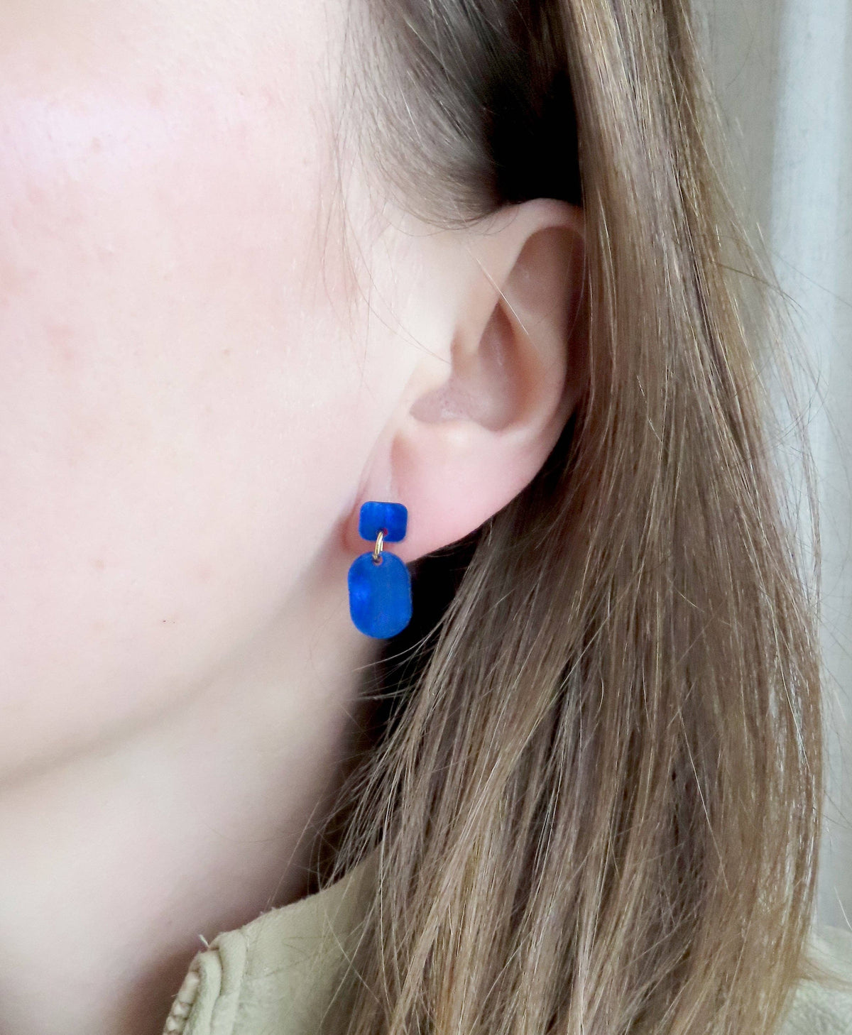 Blue Creamy Mini Ohrhänger niemalsmehrohne