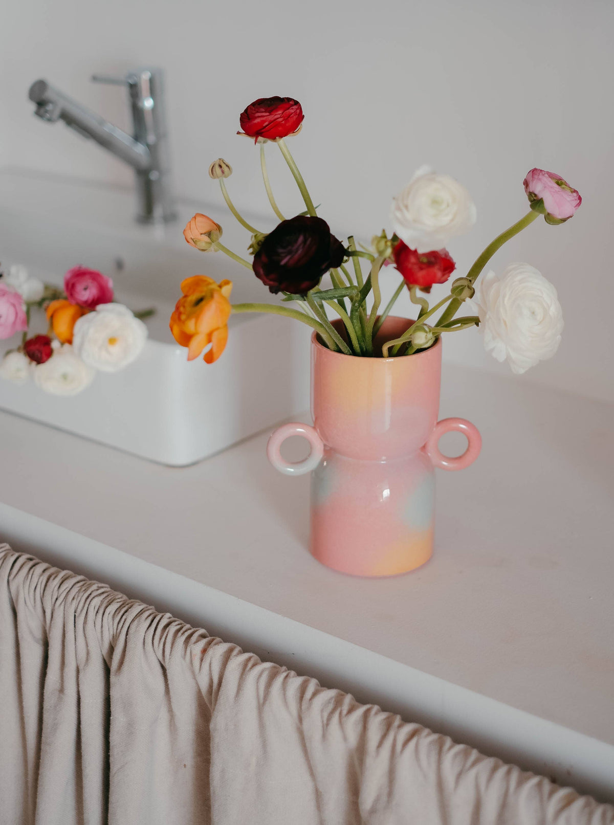 EUPHORIA Blumenvase von Temple Ceramic