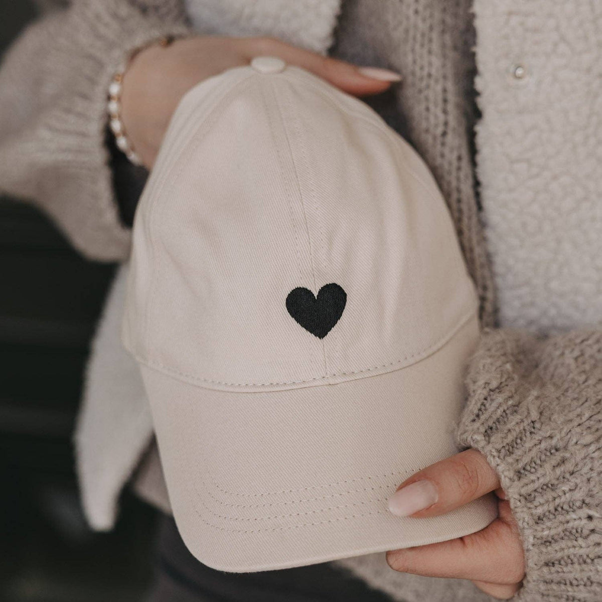 Eulenschnitt - Cap beige Herz
