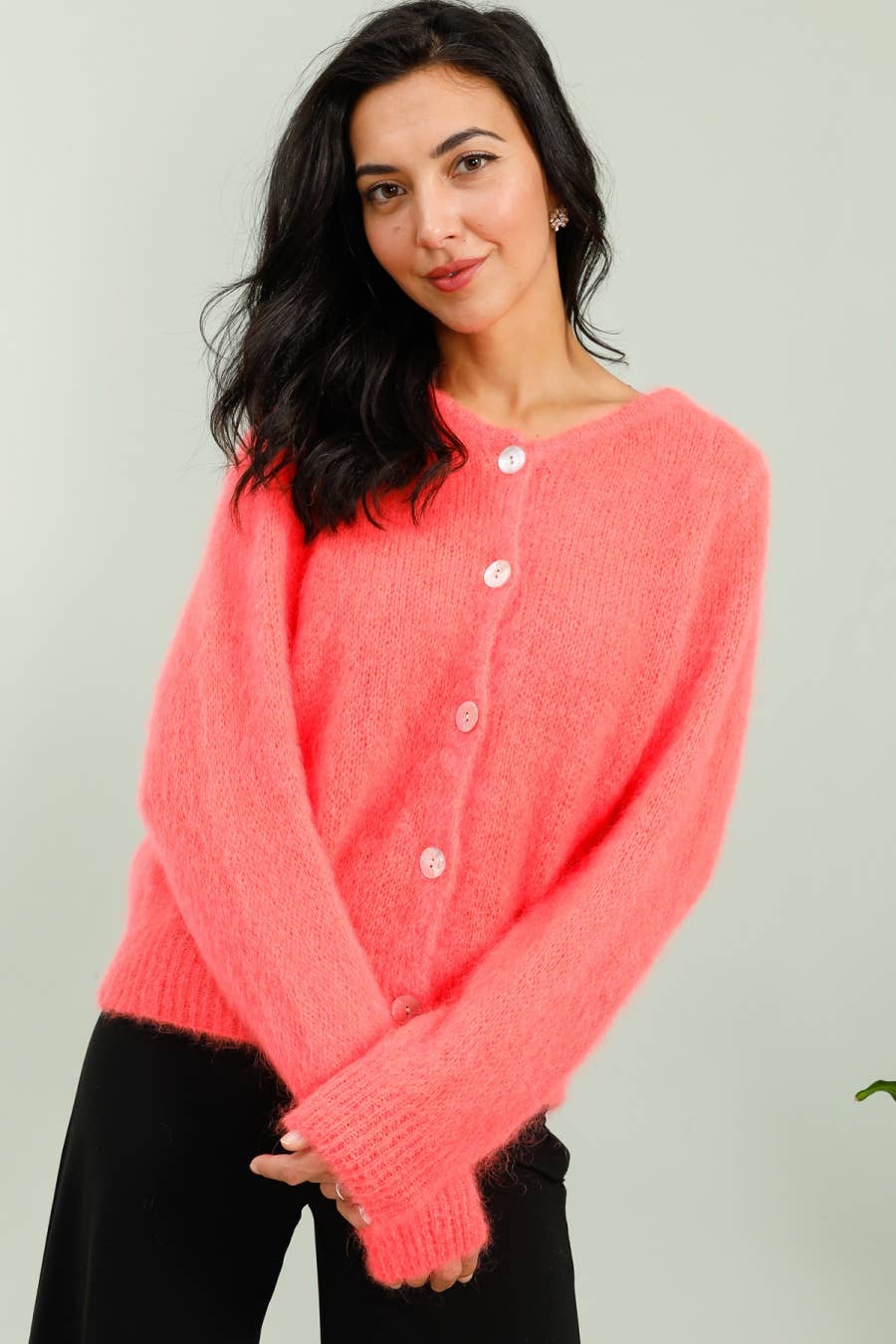 Rundhalsausschnitt-Cardigan mit Knöpfen aus 80 % Kid-Mohair