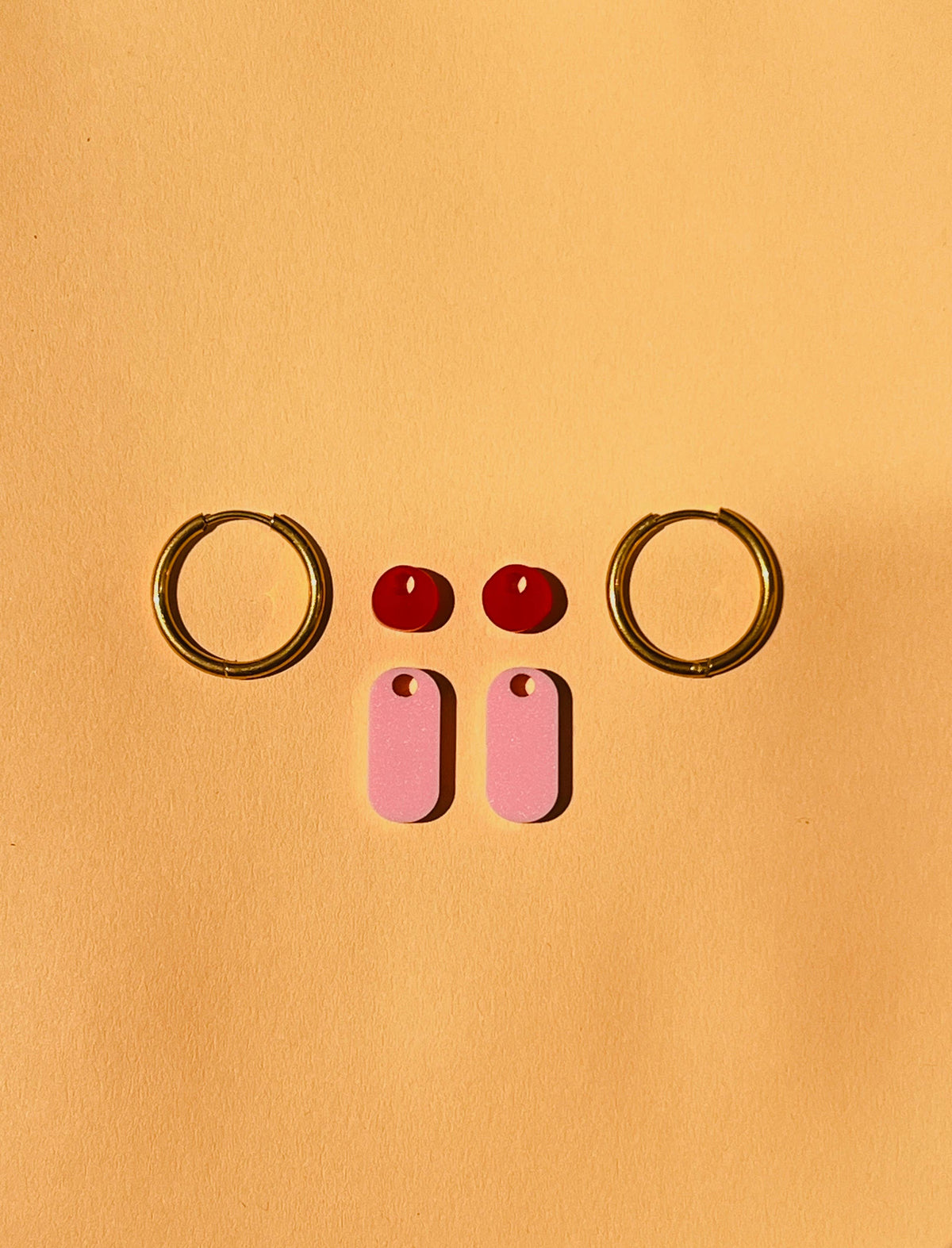 Niemalsmehrohne "Dopamine Colors "  Creolen in rosa/rot