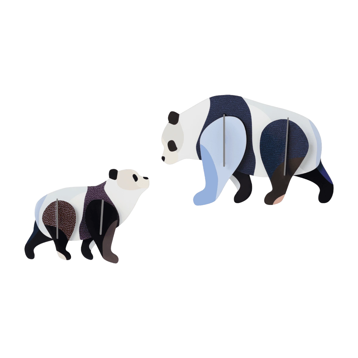 Studio ROOF 'Big Wild animals - Panda Family'